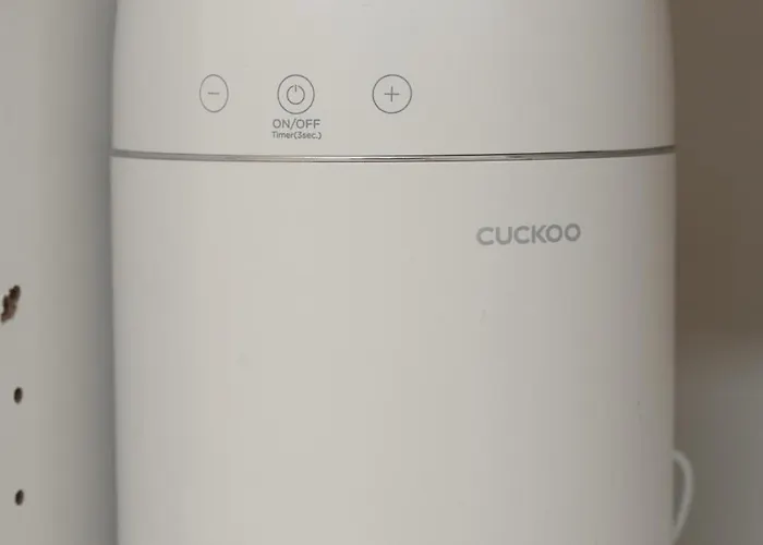 아파트 New 홍대역30sec #massage Chair #netflix #purifier I 서울특별시